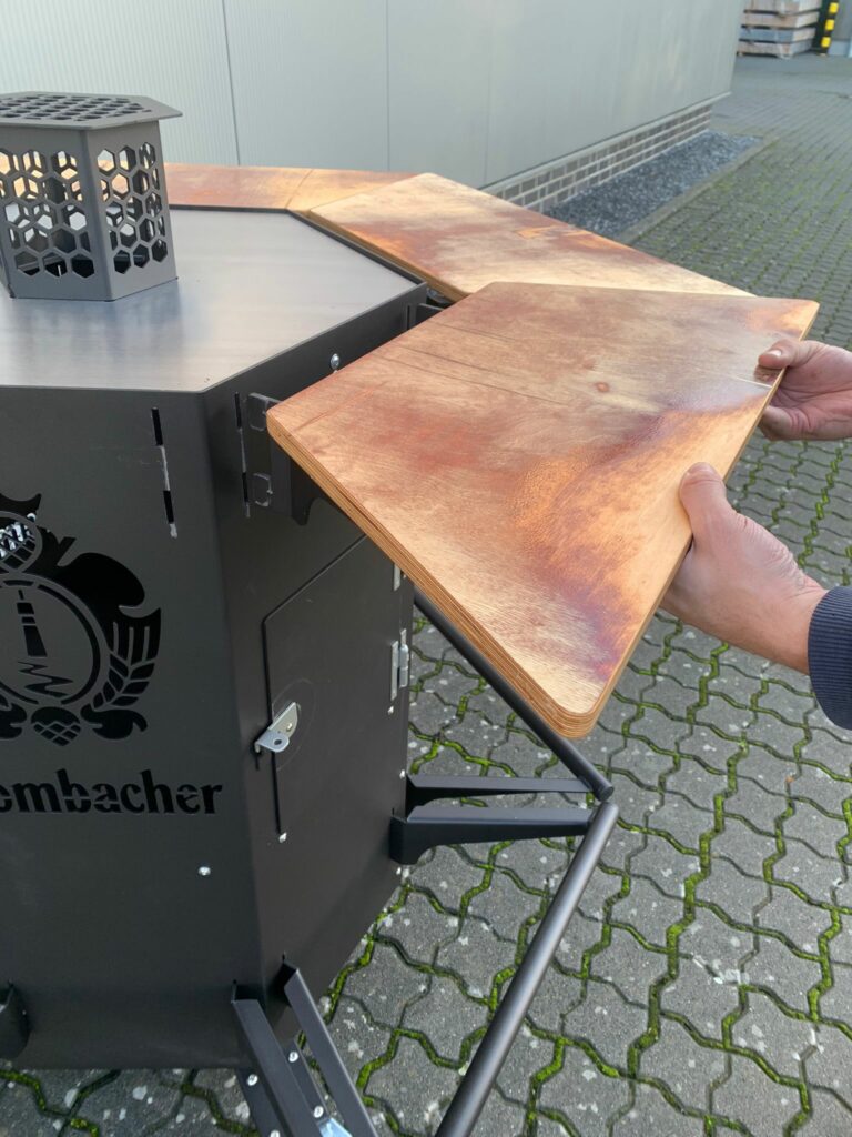 Krombacher_Feuerstehtisch1